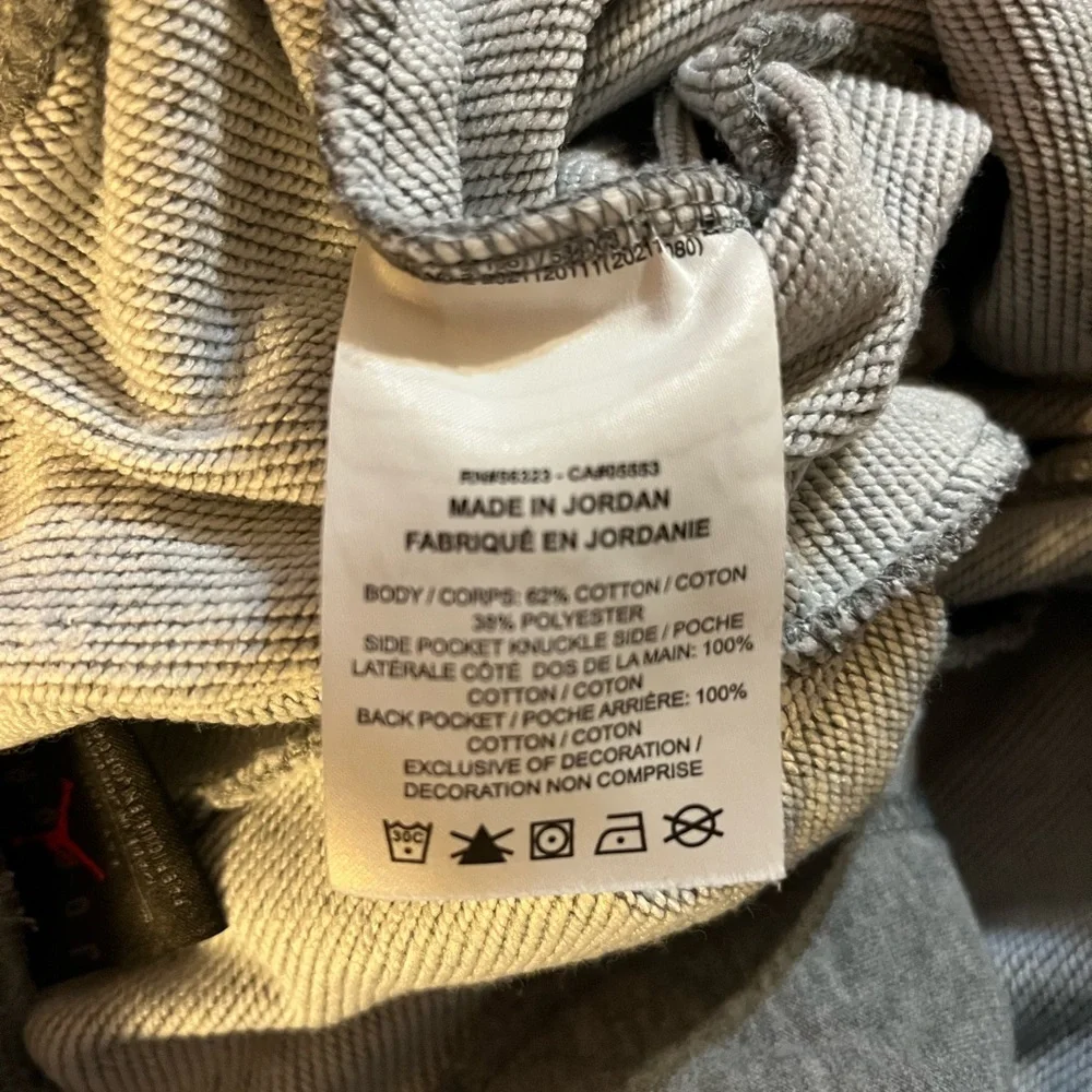 Air Jordan Men’s Jumpman Logo Fleece Shorts Grey Black Size M EUC - Picture 6 of 7